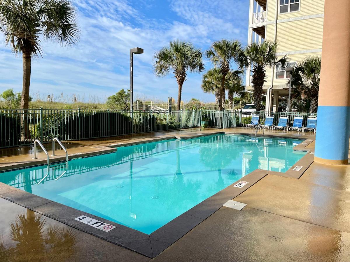 Oceanview Condo With Pool, Hot Tub, Balcony, Right On The Beach Myrtle Beach Extérieur photo
