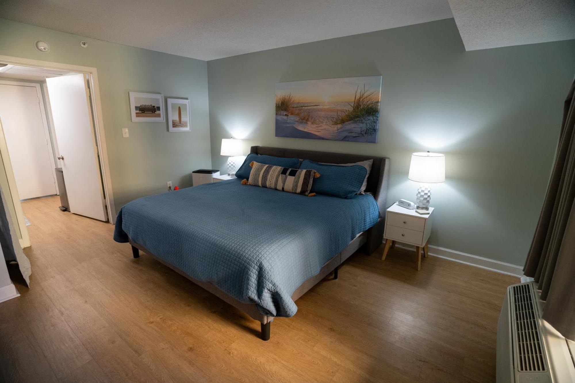 Oceanview Condo With Pool, Hot Tub, Balcony, Right On The Beach Myrtle Beach Extérieur photo